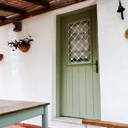 Kaluvi * Skiathos Town